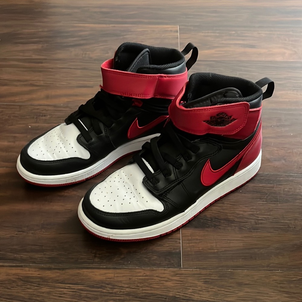 Jordan 1 red and black shoe